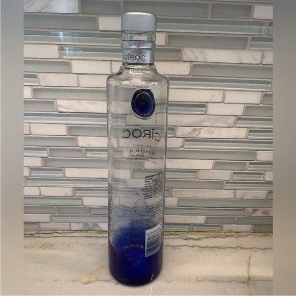 1 EMPTY CIROC SNAP FROST VODKA BOTTLE 750 ML W/CAP Excellent. - Picture 4 of 4